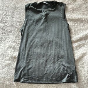 Gymshark Men’s Gray Muscle Tee